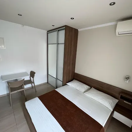 Cavar, Close To The Appartamento Makarska