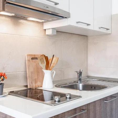Cavar, Close To The Apartment Makarska