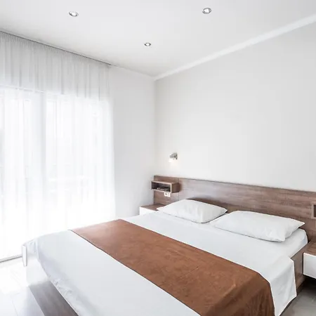 Apartman Cavar, Close To The *