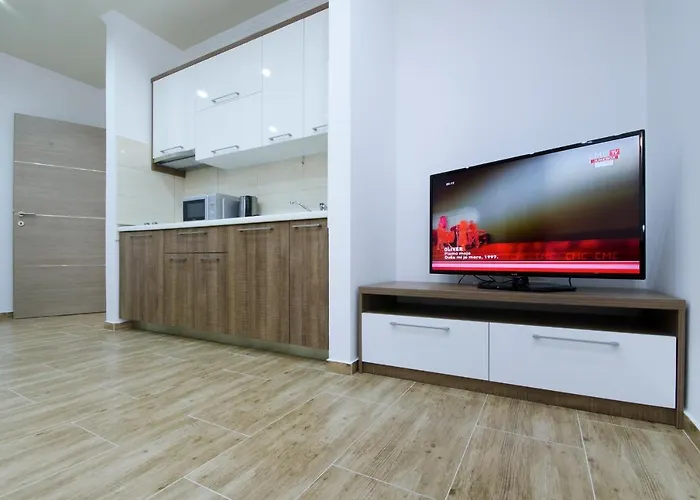 Cavar, Close To The Apartament