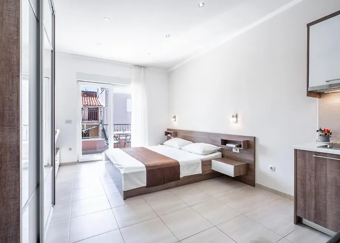 Cavar, Close To The Apartament Makarska