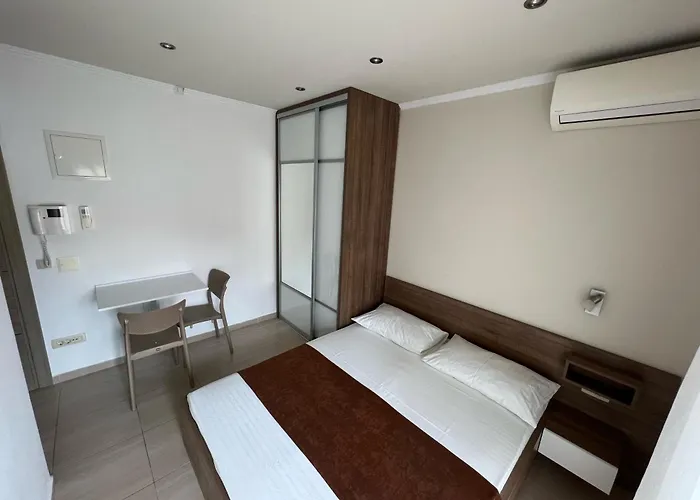 Cavar, Close To The Apartment Makarska