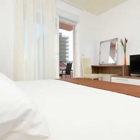 Appartement Cavar, Close To The