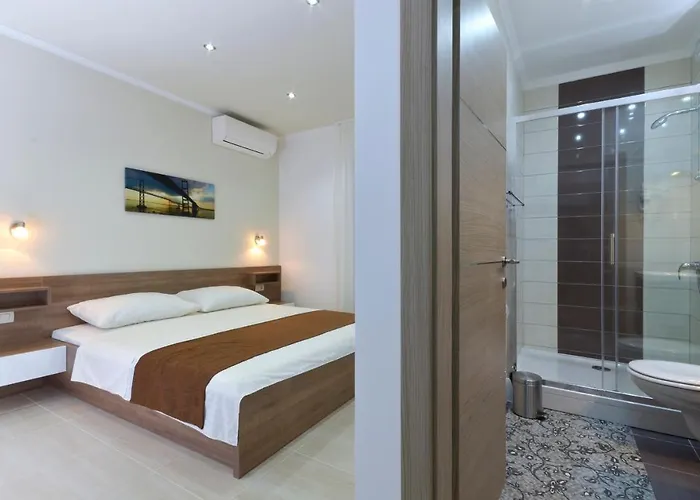 Cavar, Close To The Apartment Makarska